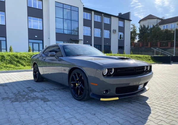 Dodge Challenger cena 141800 przebieg: 62200, rok produkcji 2019 z Kraków małe 407